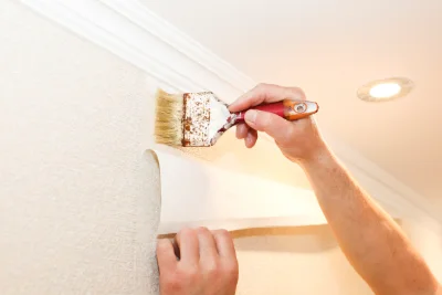 Pose de papier peint à la Neuville-aux-Bois — revêtements muraux et toiles de verre